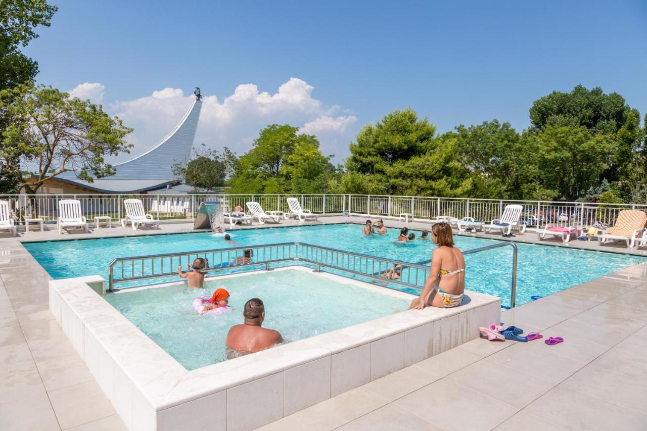 Hotel Alla Rotonda Lido di Jesolo Dış mekan fotoğraf
